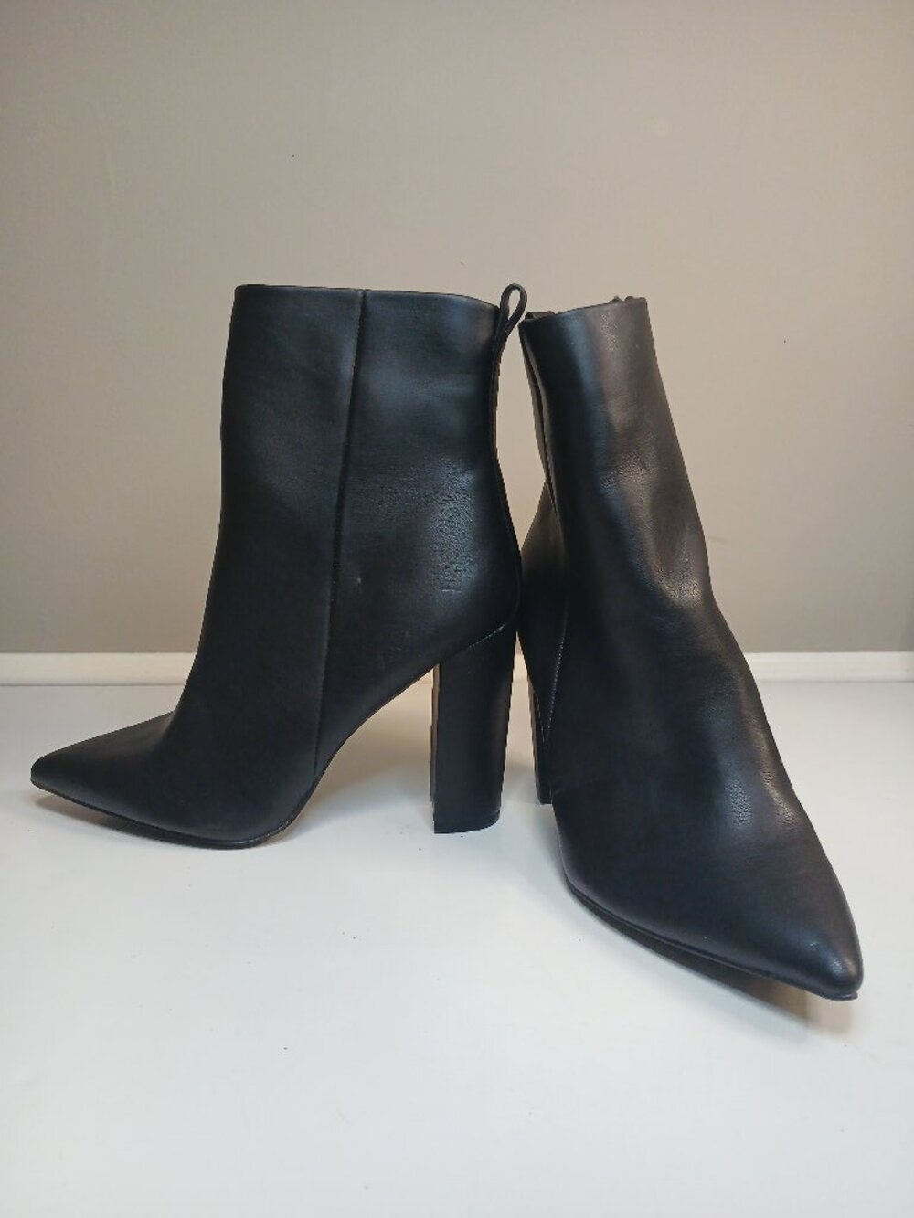 Black Block Heel Pointed Toe Side Zip Faux Leather Ankle Boots 10 NWOT